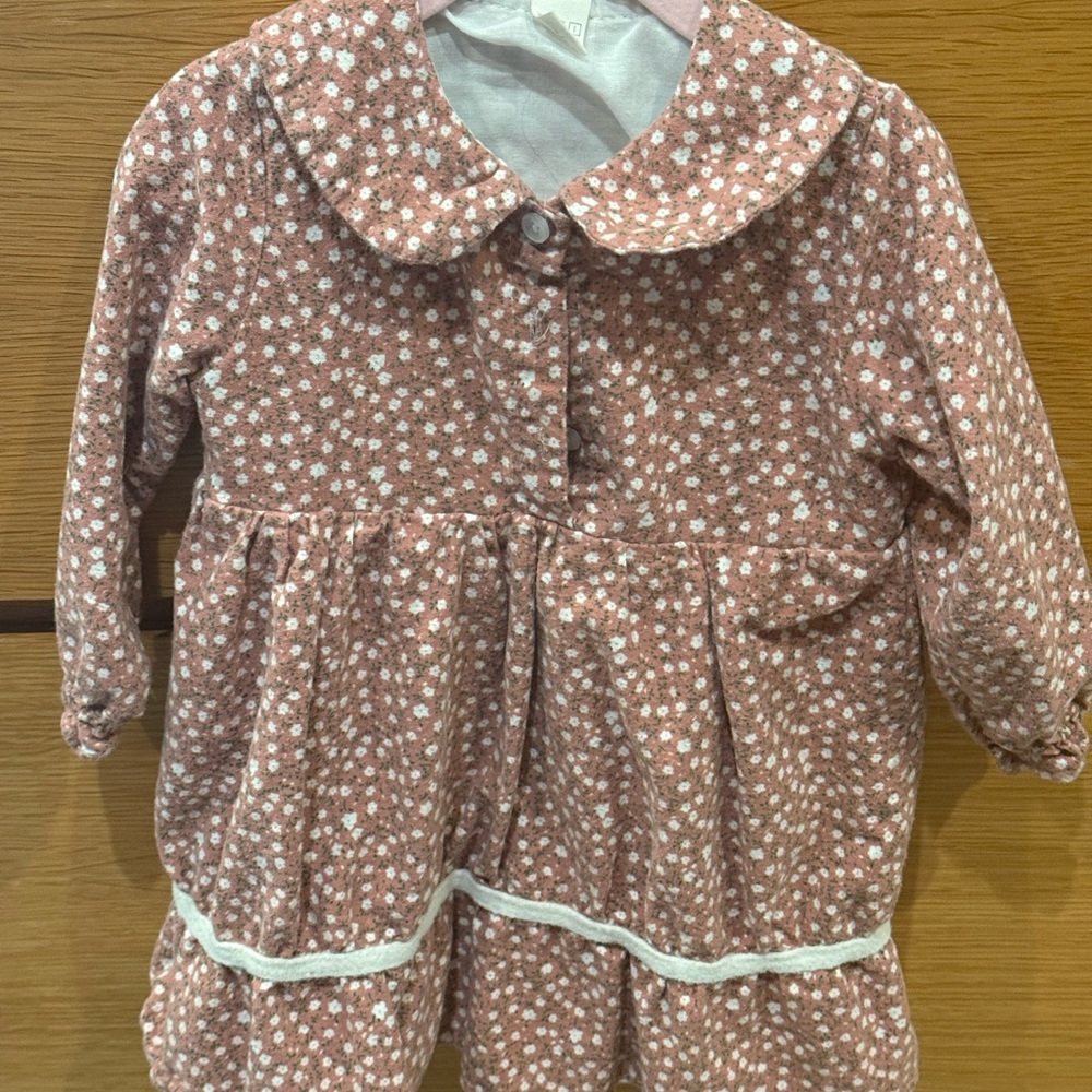 Adorable girls dress with rabbit ears